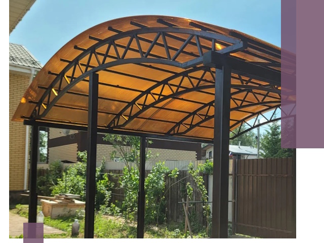 Изготовление навесов под ключ в Вязьме из качественных материалов